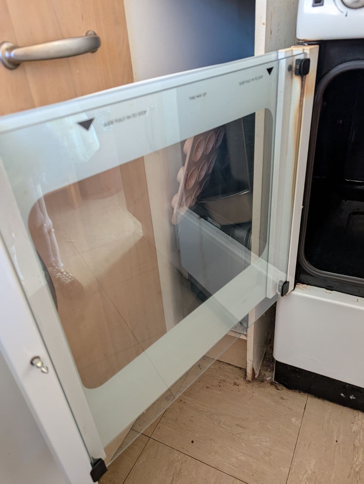 Oven door glass completely clear after cleaning