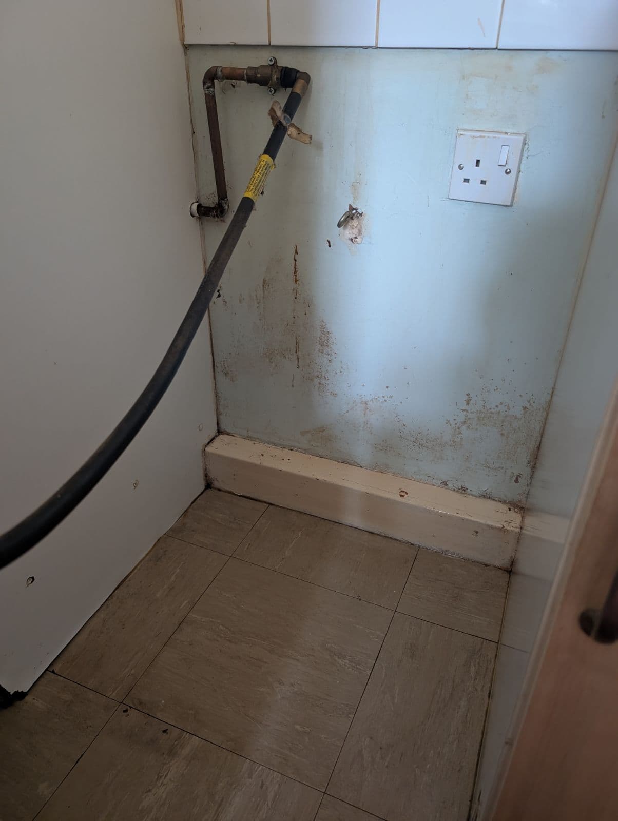 The same space scrubbed clean after the deep clean